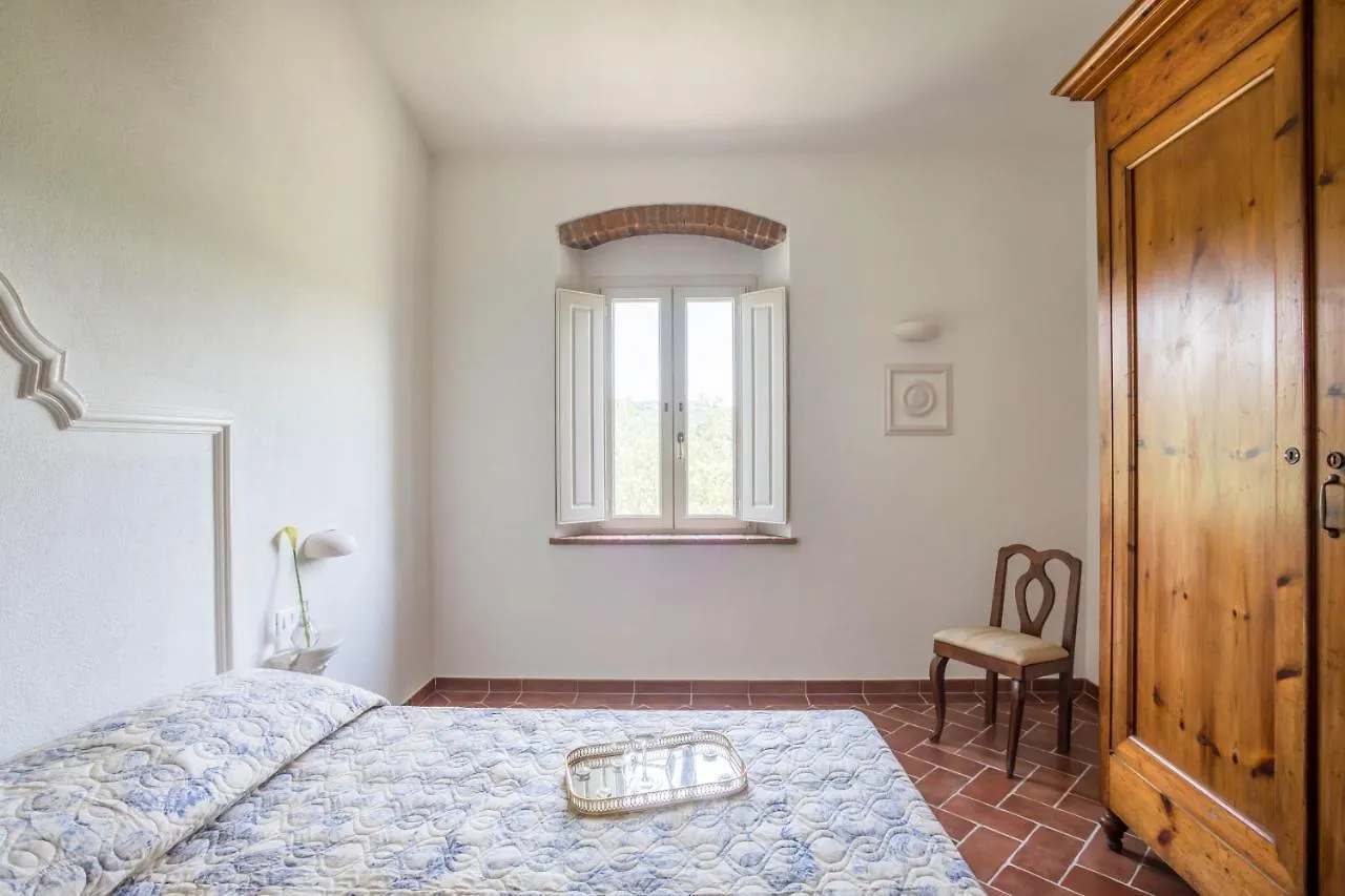 Farm stay Agriturismo Sant Elmira - Relax With External Jacuzzi Montescudaio Italy