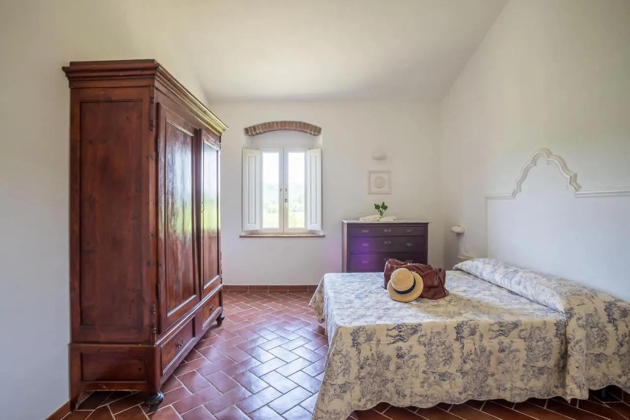 Farm stay Agriturismo Sant Elmira - Relax With External Jacuzzi Montescudaio