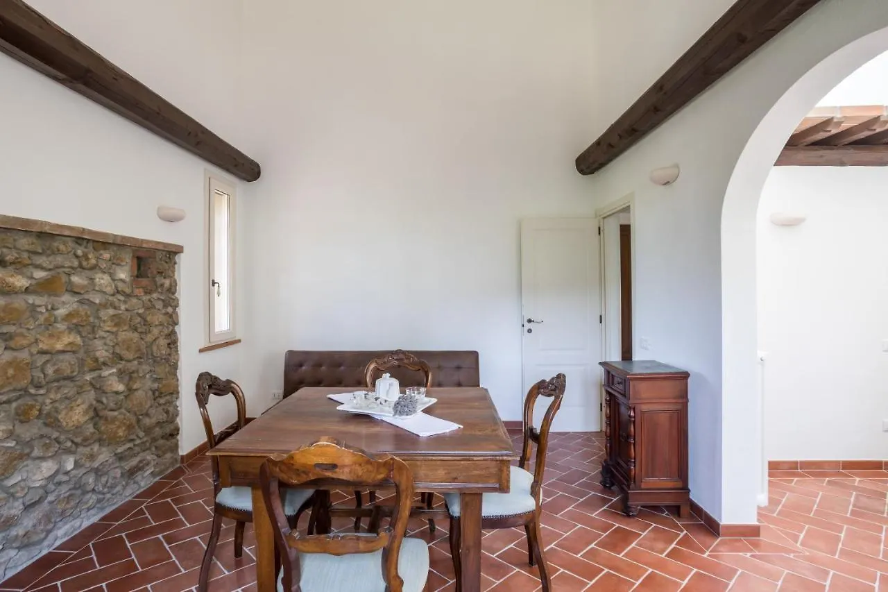 Farm stay Agriturismo Sant Elmira - Relax With External Jacuzzi Montescudaio