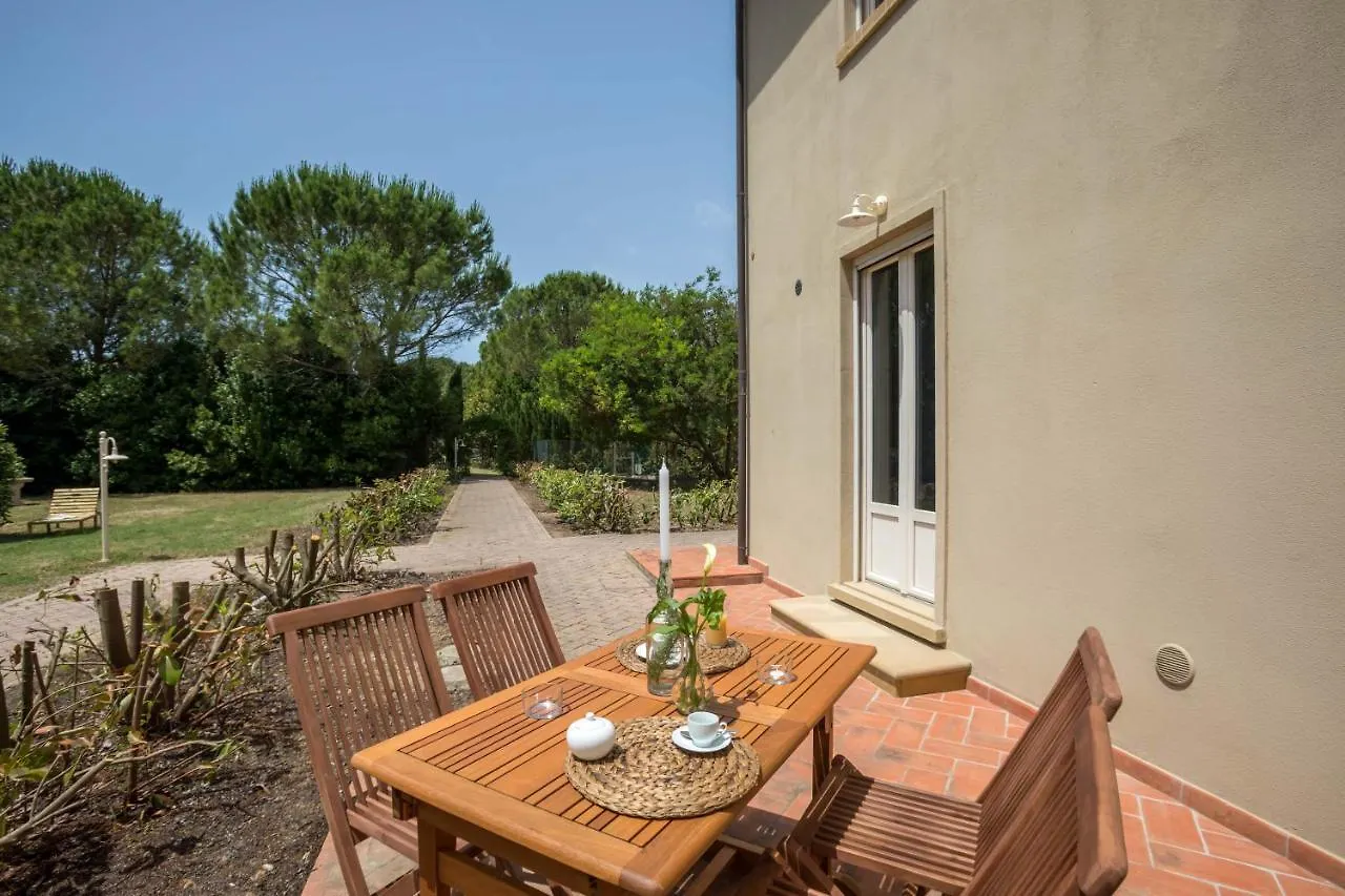 Agriturismo Sant Elmira - Relax With External Jacuzzi Montescudaio Farm stay