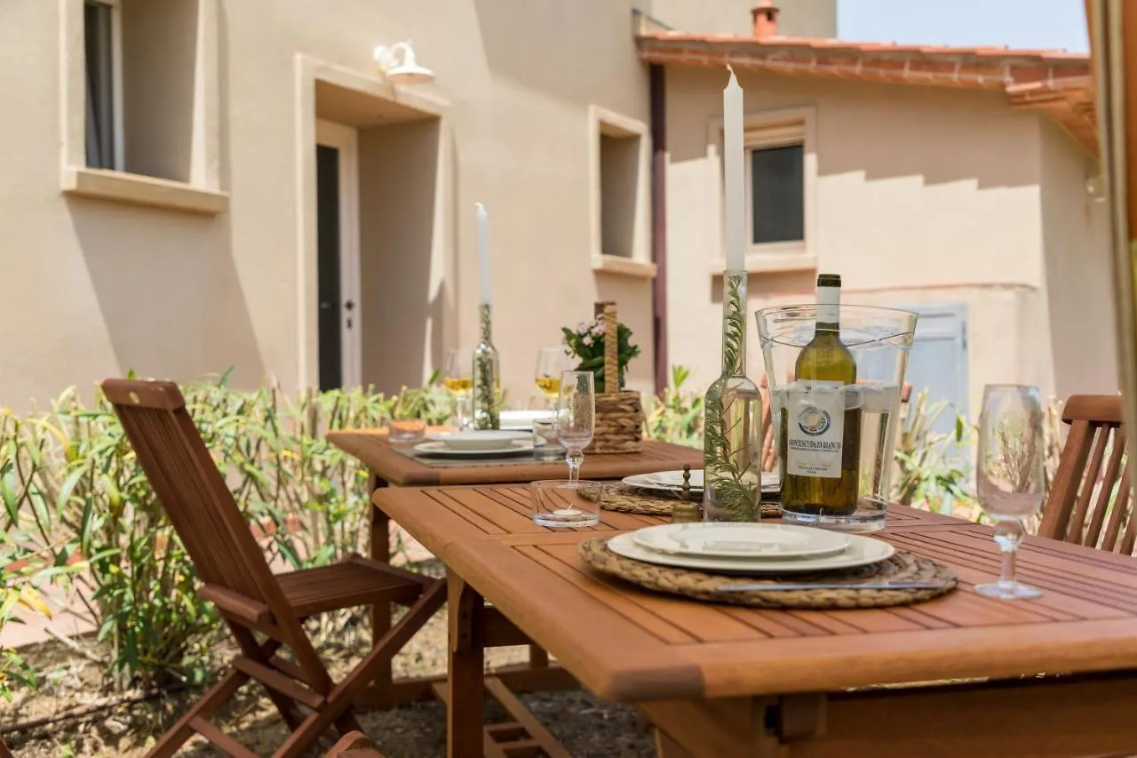 Farm stay Agriturismo Sant Elmira - Relax With External Jacuzzi Montescudaio